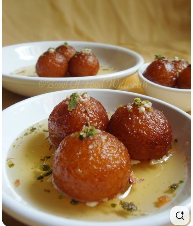 Gulab Jamun (Desserts).